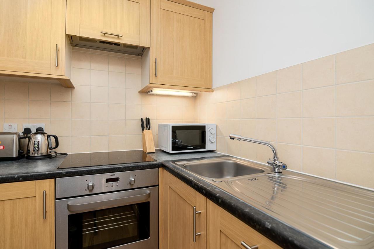 Modern 1 Bed Flat For Up To 2 People In Holborn, London With Free Wifi Apartment Екстериор снимка