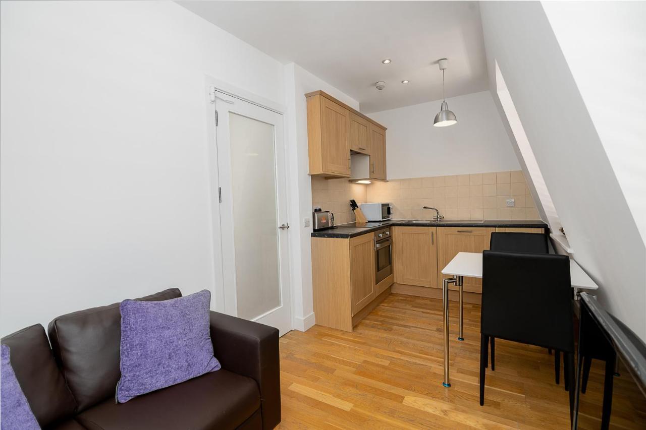 Modern 1 Bed Flat For Up To 2 People In Holborn, London With Free Wifi Apartment Екстериор снимка